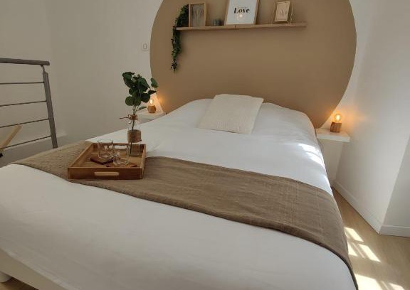 Saint-Jean-d'Angely Appartement | Le duplex de l'Abbaye Royale - Studio cosy !