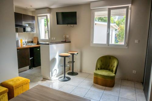 Lons Appartement | Le duplex - studio - climatisé