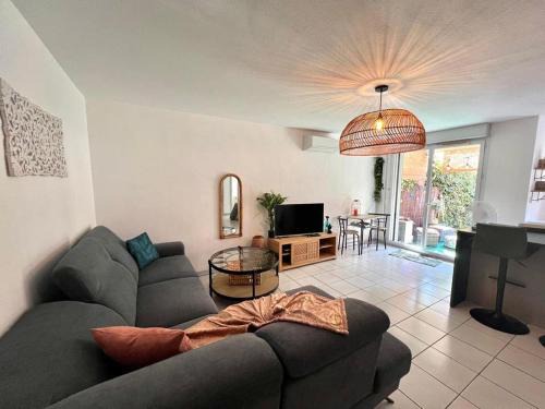 Toulouse North Appartement | Le Ernest - Parking inclus, jardin privé et piscine
