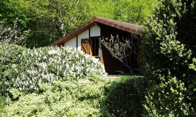 Le Fay Chalet De Ski | LE FAY : Chalet (Colvert) en bord d'étang en pleine nature