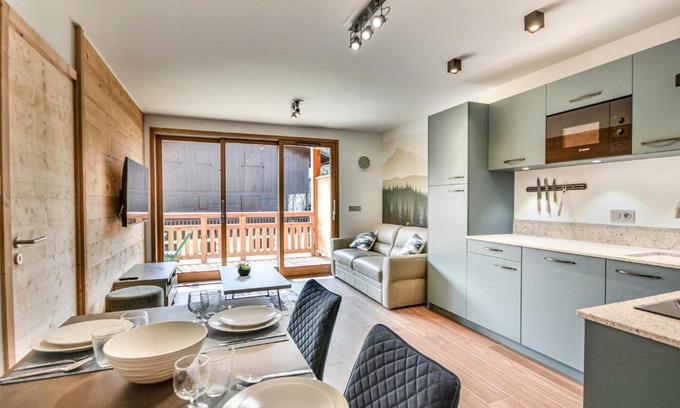 Les Gets Appartement | Le Génépi - Superbe T2 cabine 4-6 pers, neuf, à 50m des pistes, avec balcon, garage et WiFi - FR-1-685-67