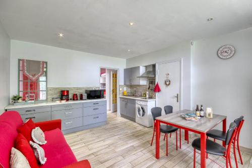 Volvic Maison | Le Gîte les Châtaignes