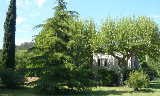 Correns Maison | Le gîte PETIT CONIL - CORRENS
