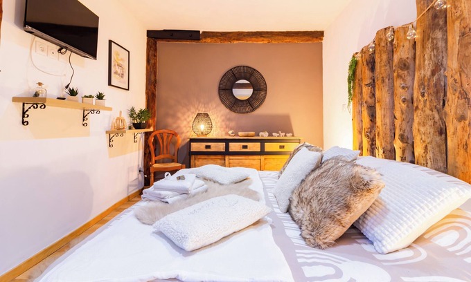 La Tourette-Cabardes Maison | Le Gîte Spa du Cèdre Bleu Lieu de Détente et d'Apaisement Absolus !