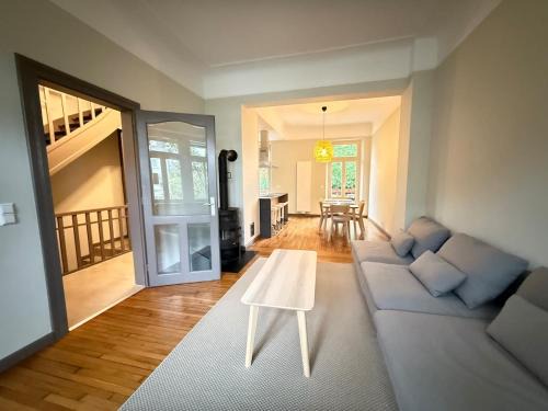 Belair Appartement | Le Gaston de Belair - Room 006 - 2nd floor - Shared Kitchen