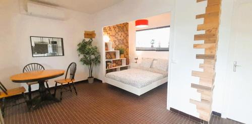 Buzancais Maison | Le gite des Marchis 4 pers cour