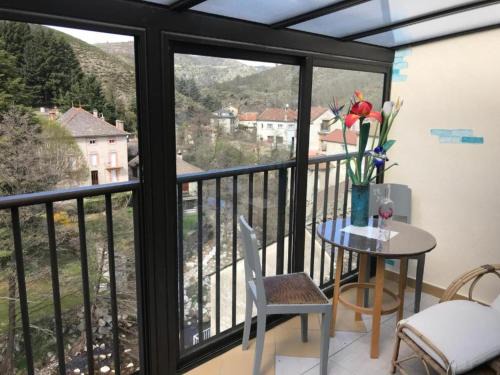 Villefort Appartement | Le Grenier d'Annick