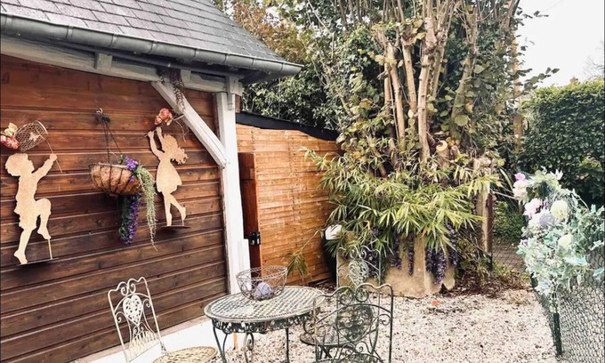 Fiquefleur-Equainville Appartement | Le grenier des initiés, en pleine campagne , 8 km d honfleur.