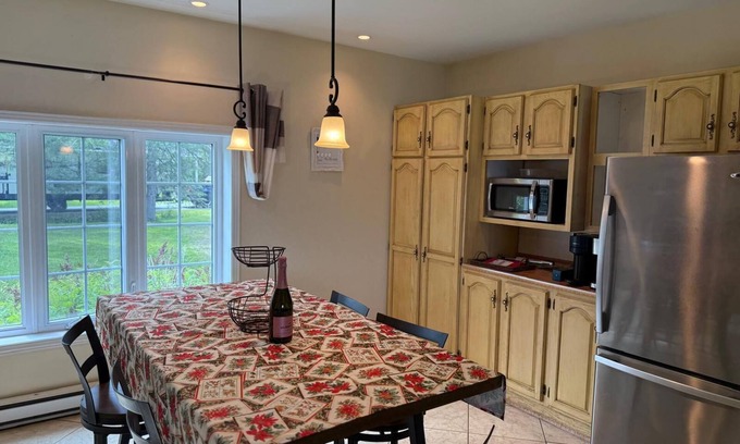 Deauville Maison | Le hâvre du lac Magog (navigable)