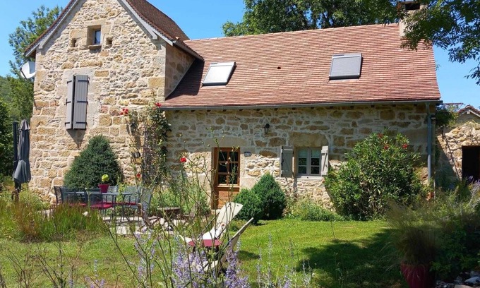 Frontenac Maison | Le Hameau du Quercy - Esprit de pierres