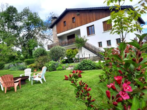 Moulis Lit Et Petit-Déjeuner | Le Jardin de Moulis, Chambres et table d'hôtes, Saint Girons, Ariège, Pyrénées,