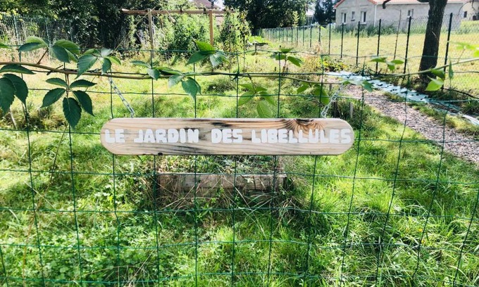 Sugeres Maison | Le jardin des libellules