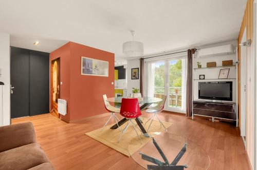 Toulouse West Appartement | Le Jardin des Muses - T3 climatisé avec terrasse, Piscine et Parking