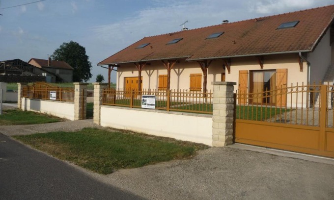 Giffaumont-Champaubert Maison | LE LOGIS DU DER