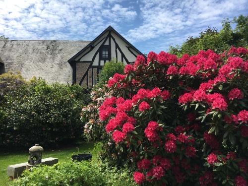 Thierville Lit Et Petit-Déjeuner | Le Logis Fleurs et jardins de Pitry