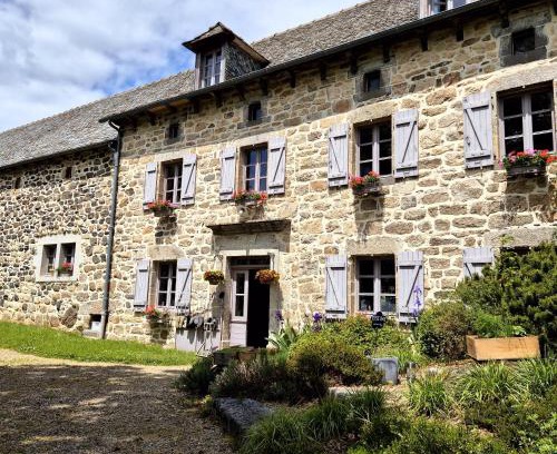 La Terrisse Maison | Le Mas de Rigoulac 5 Chambres d'hotes & SPA sur réservation table d hôtes sauf les mercredis et les dimanches