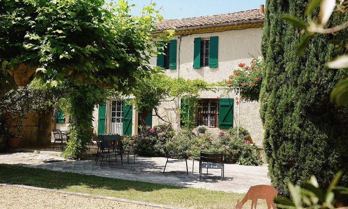 Cavaillon Maison | Le Mas des Chevaux, Authentic Provencal Mas with swimming pool for 12 people
