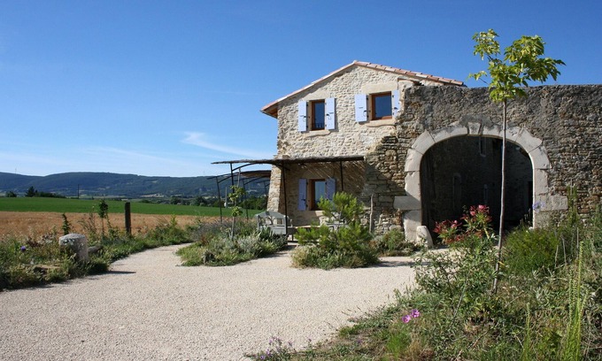 Cleon-d'Andran Cottage | Le Mas du Coteau - Gîte en Drôme provençale.