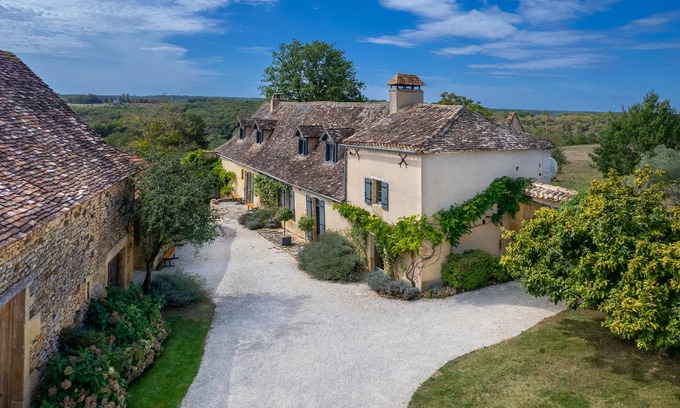 Sainte Croix de Beaumont Maison | Le Mas & Le Mazet: luxe 5 étoiles avec piscine privée et vue imprenable