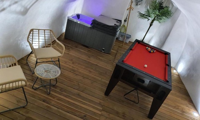 La Roche-Blanche Appartement | Le Menhir 2 Jacuzzi Spa Terasse Barbecue