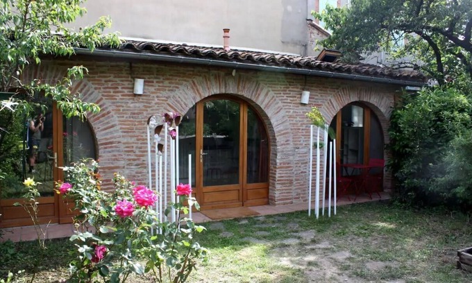Minimes - Barriere de Paris Maison | Le Merle Rose, maison sur jardin, au calme et près du centre