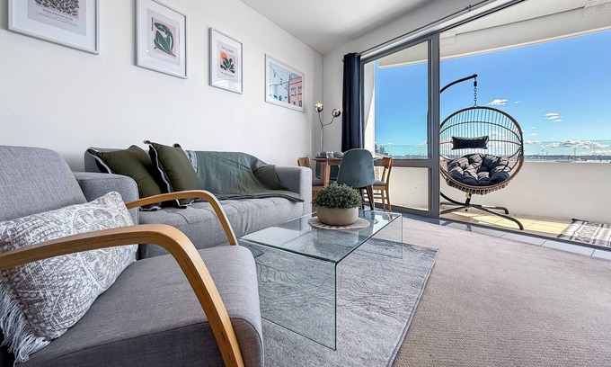 Parnell Appartement | Le Mirage | Stylish Apt inc. Pools, Sauna & more!