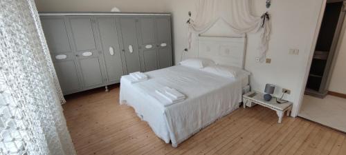 Male Appartement | le Mongolfiere 2