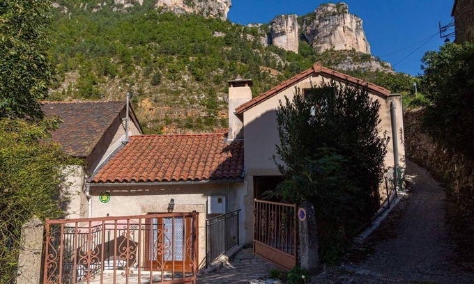 Saint-Pierre-des-Tripiers Maison | Le Moulin à la Caze - VEYREAU