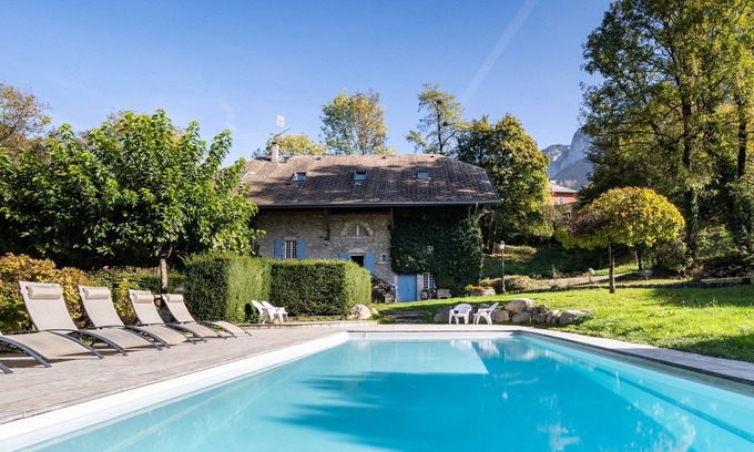 Dingy-Saint-Clair Maison | Le Moulin de Dingy - House with 6 bedrooms & swimmingpool 20 mn from Annecy