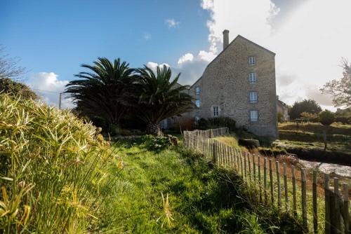 Kerlouan Maison | LE MOULIN DU COUFFON