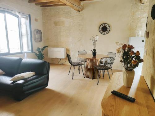 Villeneuve-les-Avignon Appartement | Le Nid de St-Marc