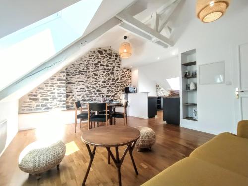 Centre ville - Urbanistes Appartement | Le Nid - Fougères centre historique
