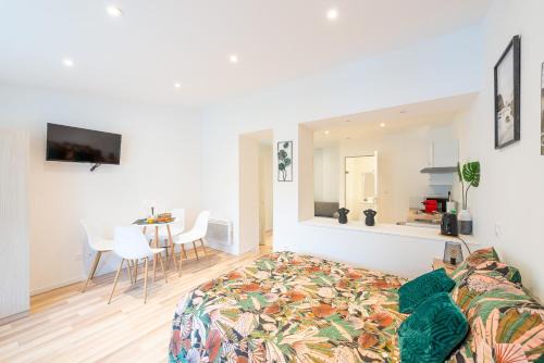 Anzin Appartement | Le Nouveau Saint Waast - Confortable, cosy et équipé - Places gratuites à proximité