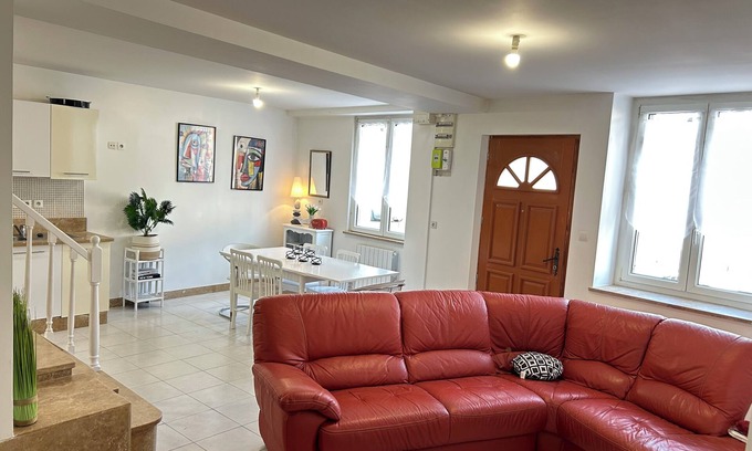 Suevres Maison | Le P'tit Mignat Townhouse with terrace - 2 Bedrooms
