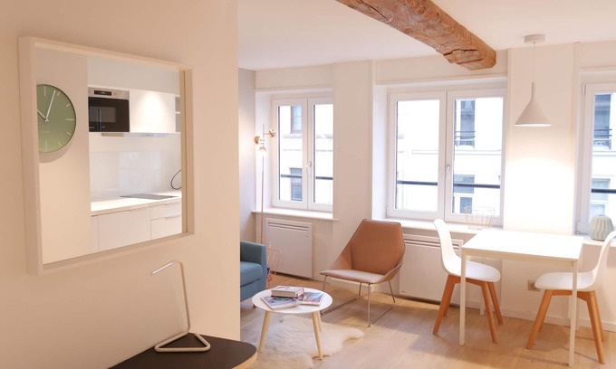 Old Lille Appartement | Le P'tit Quinquin T2 standing Vieux Lille