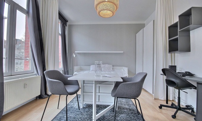 Saint-Laurent Appartement | Le P'tit Studio - Petit studio pratique