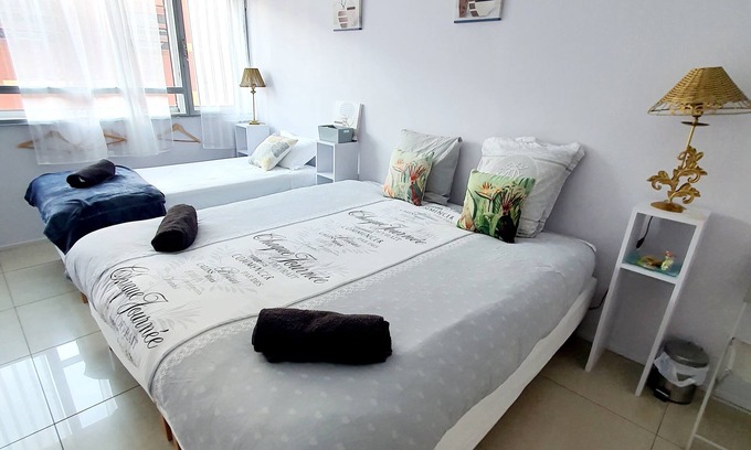 Perpignan Appartement | Le Palace Climatisé au Centre-ville - Piscine - Accès Rapide Plage et Espagne