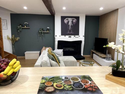 Riom Appartement | Le Parifou Family home in Riom Puy de Dome