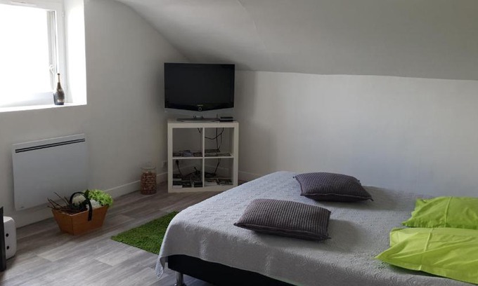 Epernay Appartement | LE PETIT BOUCHON - 6 Rue de l'Égalité