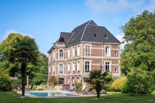 Paluel Maison | Le Petit Château de Conteville