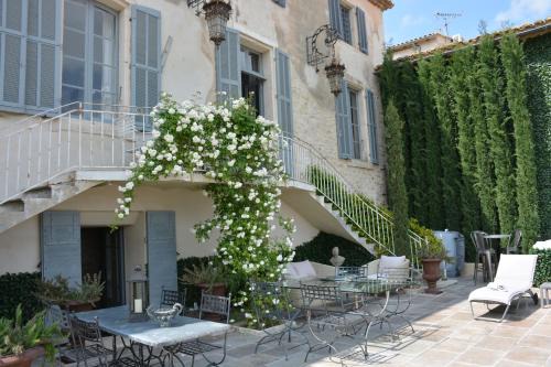 Chateauneuf-de-Gadagne Lit Et Petit-Déjeuner | Le Petit Chateau