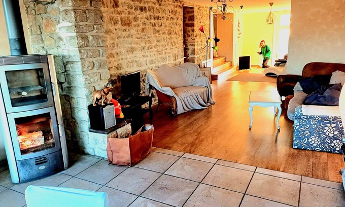 L'Etoile Autre | Le Petit Château dans le Jura