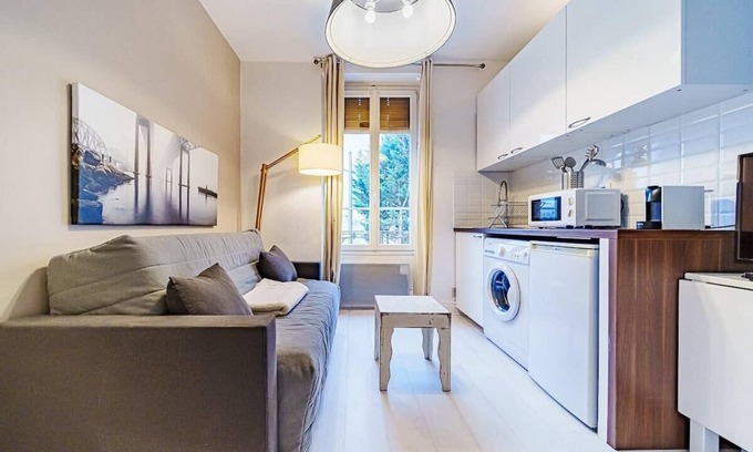 8th Arrondissement Appartement | Le petit Delore - Studio 2 personnes - Lyon 8
