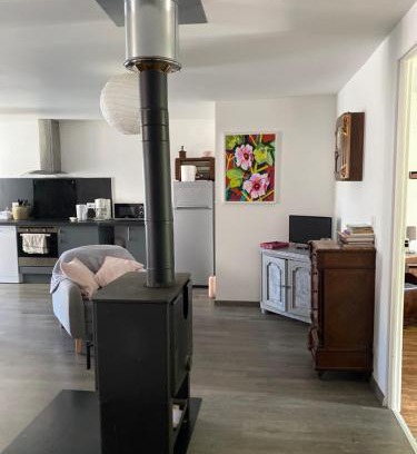 Bielle Appartement | Le petit Monrepos avec jacuzzi nordique