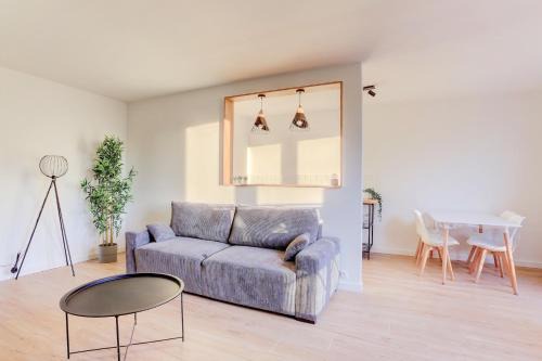 Montigny-le-Bretonneux Appartement | Le Petit Nid - Apt Lumineux en Hypercentre