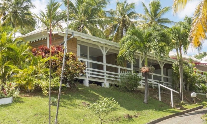 Sainte-Marie Maison | LE PETIT PARADIS VILLA T2Bis VUE MER, PISCINE, PLAGE A 200m