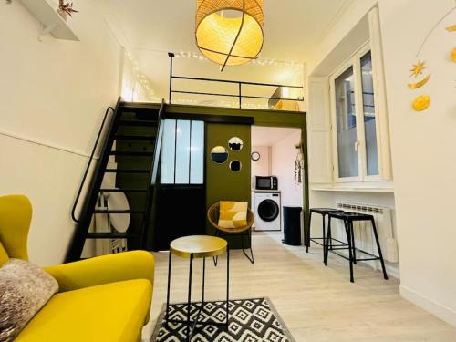 Talensac-Pont Morand Appartement | Le petit Saint Mihel - Adolphe Moitié bleu