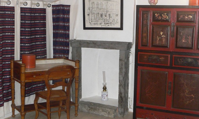 Clermont Ferrand City Centre Maison | LE PETIT SIAM - Chambre d'hôtes de charme avec SB partagée - Centre Clermont-FD