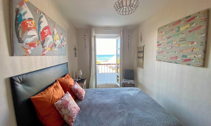 La Chaume Appartement | "Le Pin des Barges" appartement calme et confortable avec Vue sur Océan