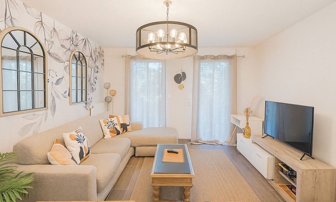 Le Plessis-Robinson Appartement | Le Plessis-Capitale : Appartement et jardin privé
